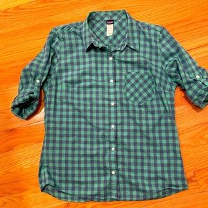 Patagonia women’s shirt